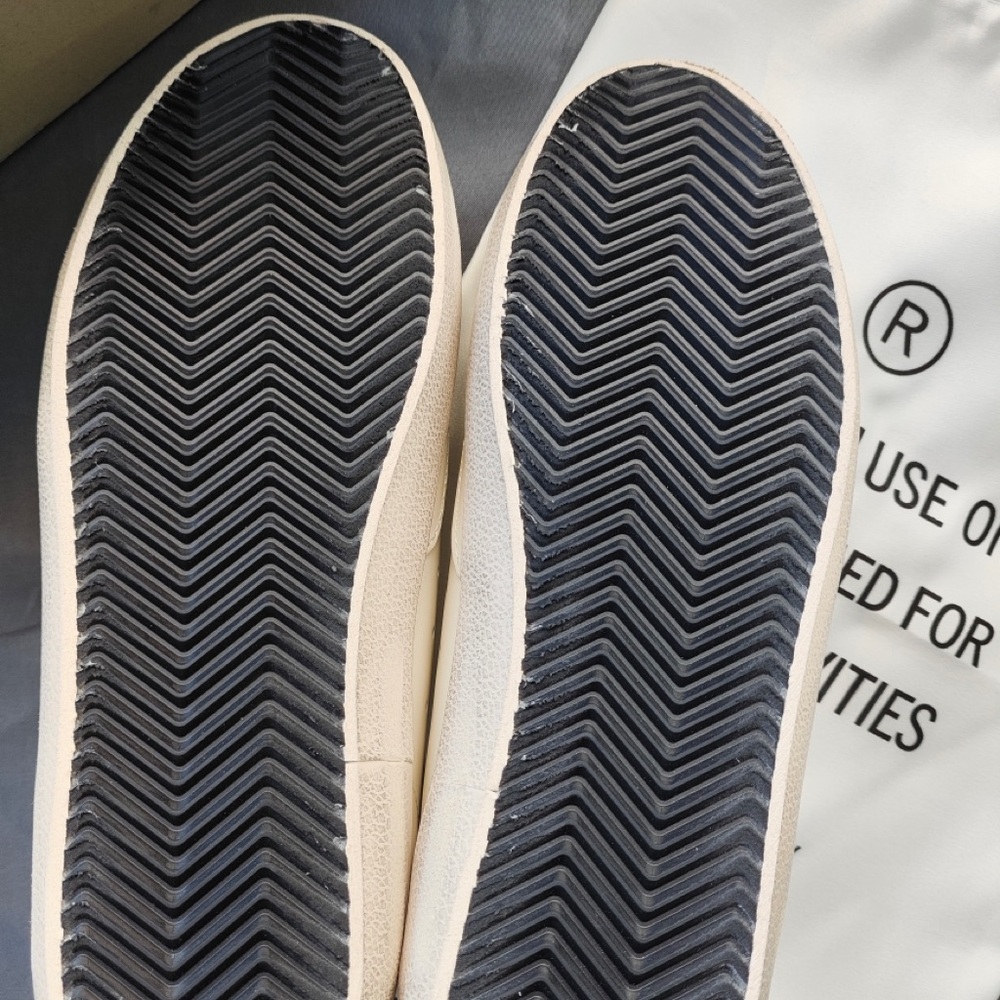 Golden Goose White Leather Sneakers with Rose Gold Glitter Star Detail - Picture 7 of 7